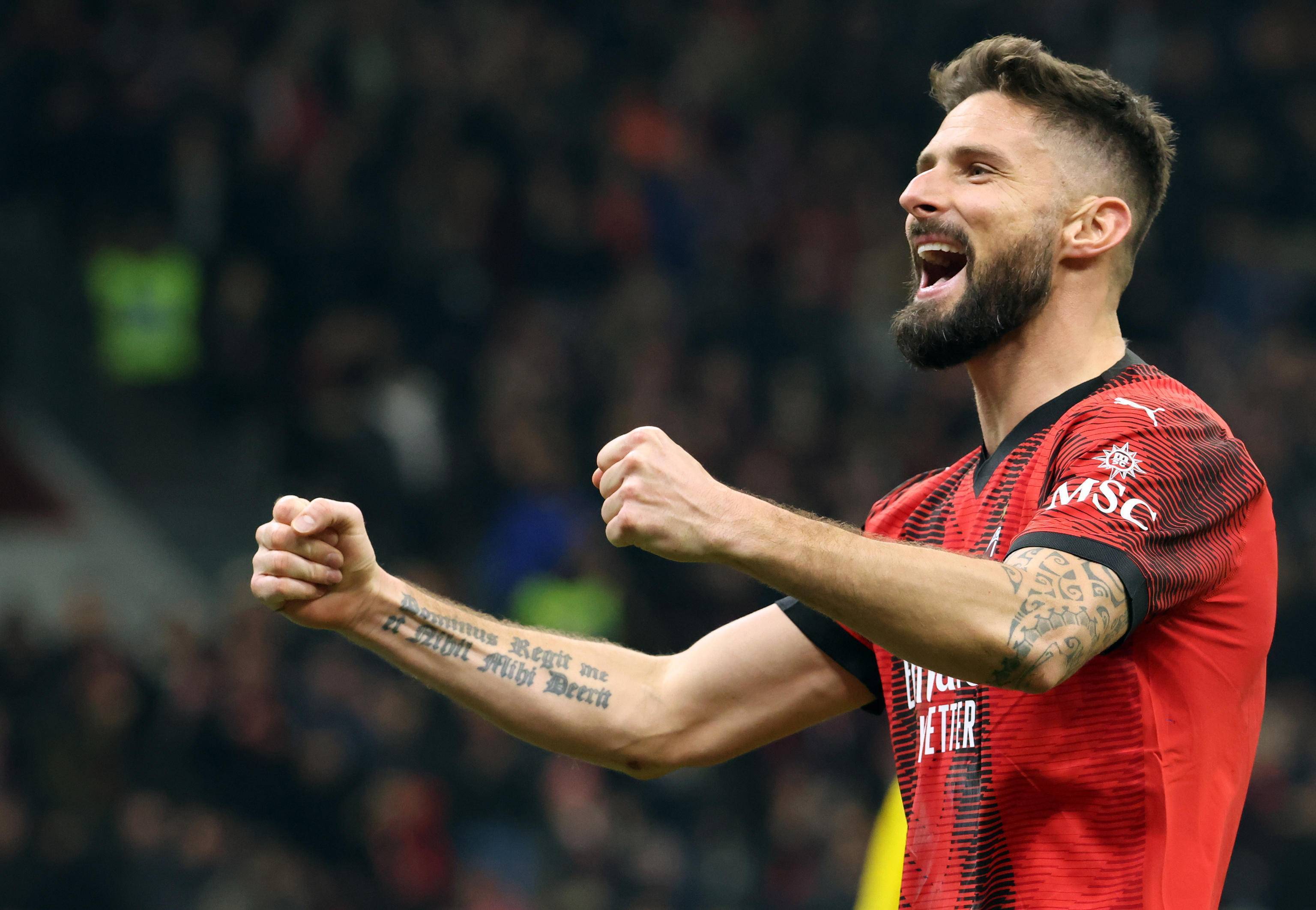 AC米兰球员状态良好，备战下一场比赛