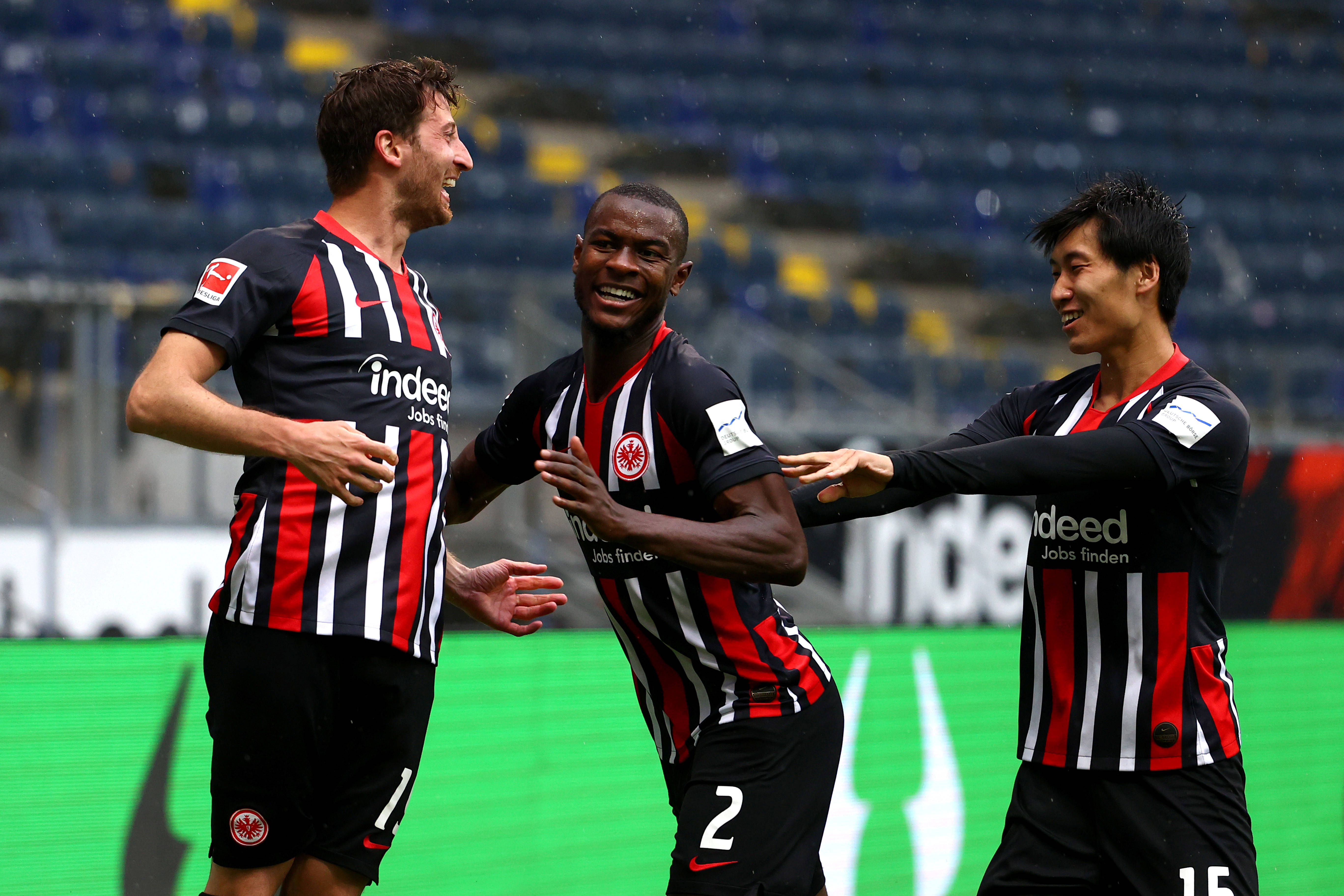 瓦力棋牌入口-包含汉诺威在主场高分击败门兴格拉德巴赫的词条