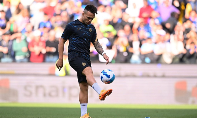 乌迪内斯队悲伤告别主教练，球员面临挑战的简单介绍