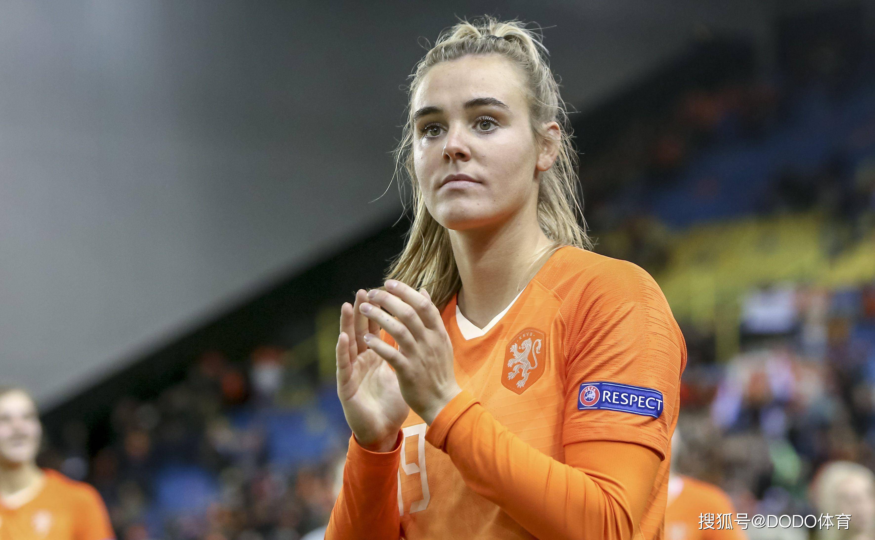 包含加拿大女足惜败墨西哥错失晋级机会的词条