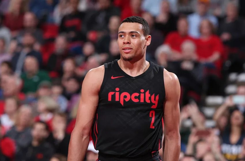 韦德重返热火担任助理教练，帮助球队重返巅峰