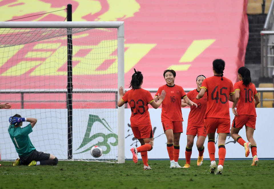 国际女足在比赛中展现出众风采