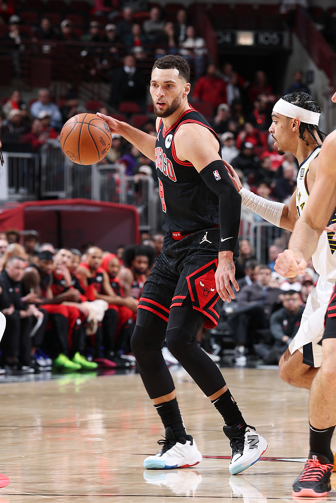 瓦力棋牌游戏-公牛客场胜步行者，顽强斗志的简单介绍