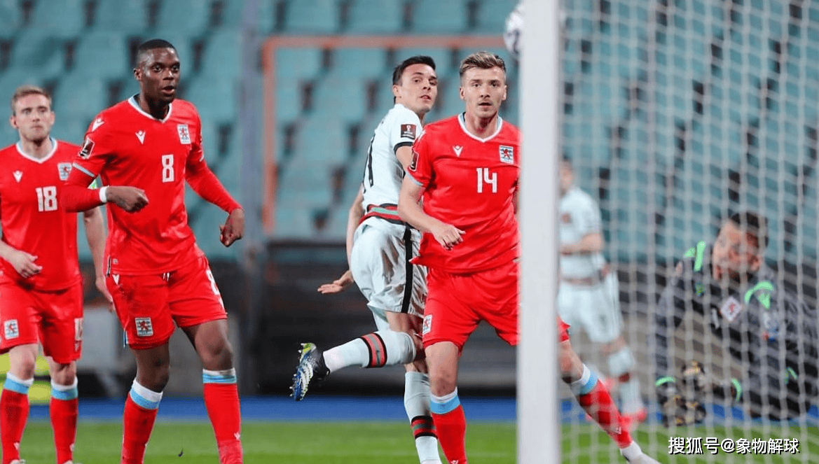 包含意大利主场力克北爱尔兰，欧预赛战绩稳定的词条