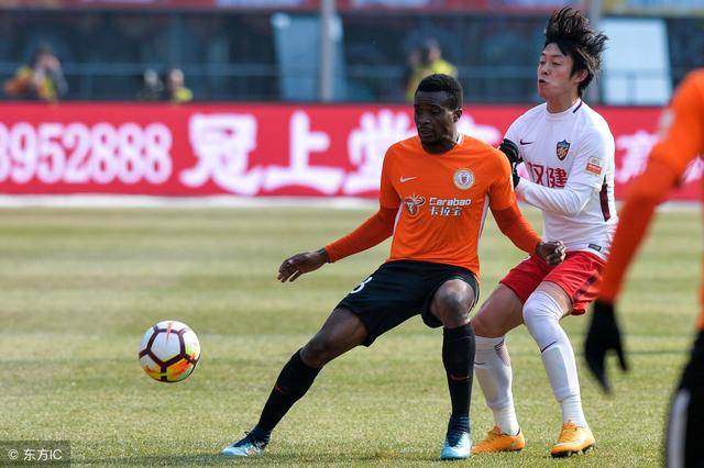 关于天津泰达队轻松击败对手，积分榜排名大幅上升的信息