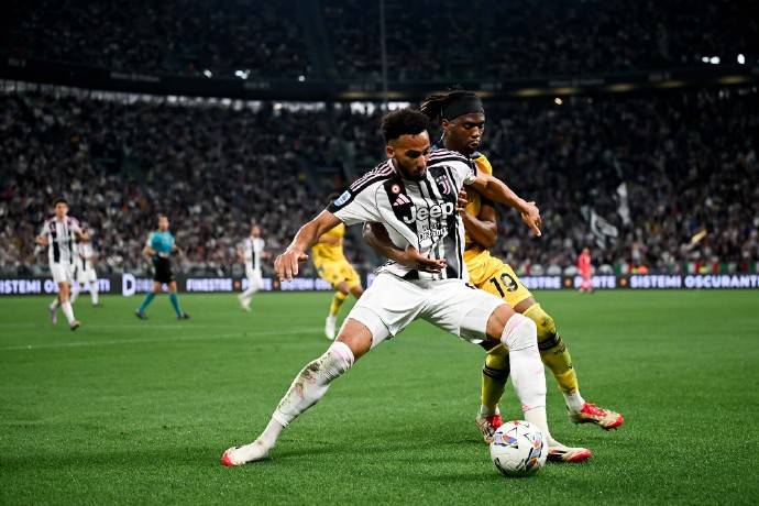 尤文图斯防线稳固，守住联赛第一