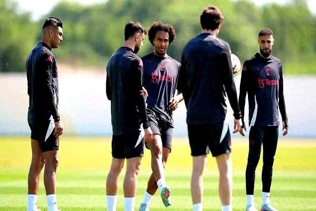 瓦力棋牌官网-科尔切斯特主场打平，积分榜处于中游