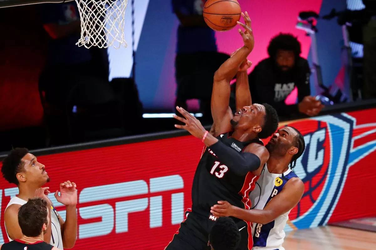 火箭全队发威，击败西部劲旅