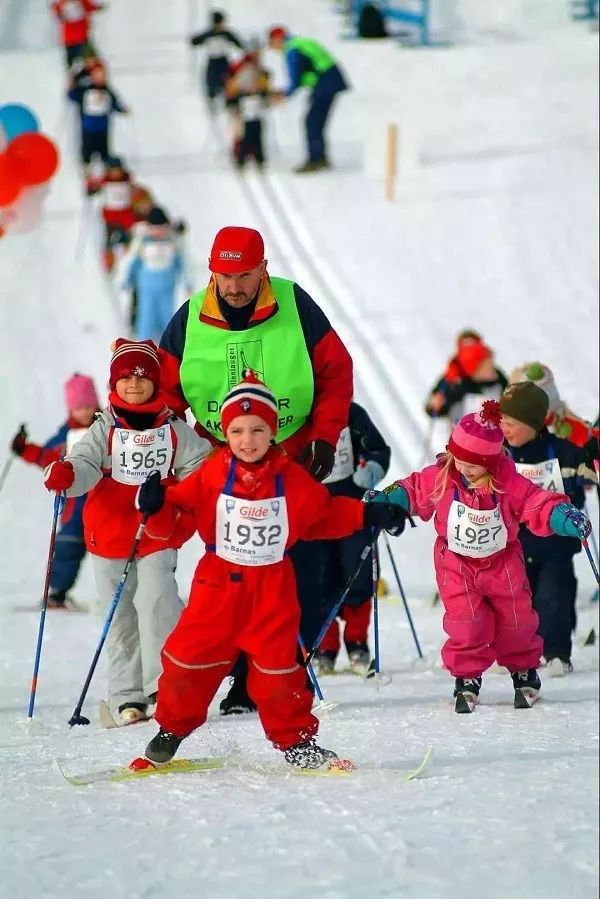 美洲选手勇夺奖牌，实力不可小觑