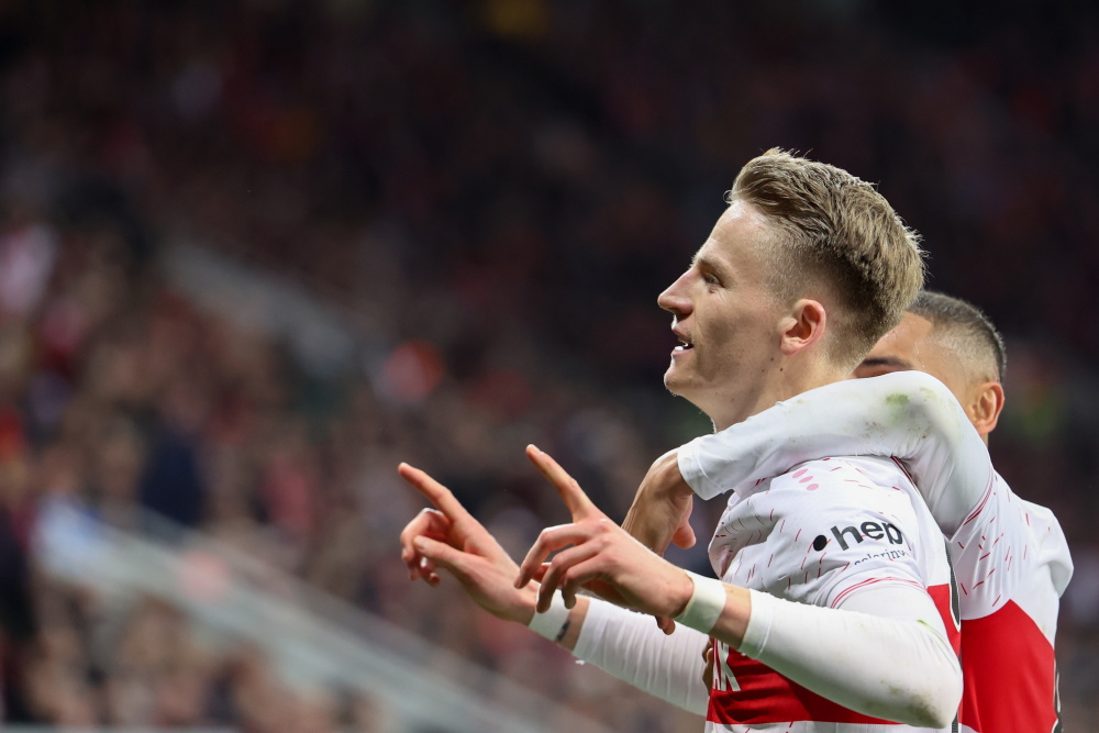 瓦力棋牌-斯图加特球员心态波动，需保持稳定