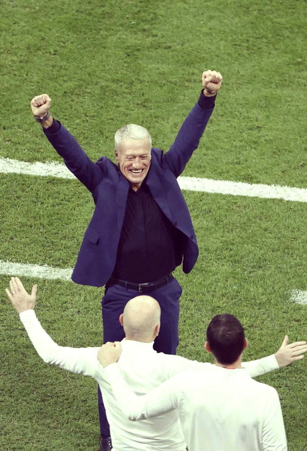 瓦力棋牌-法国队球员因伤担心无缘决赛大战