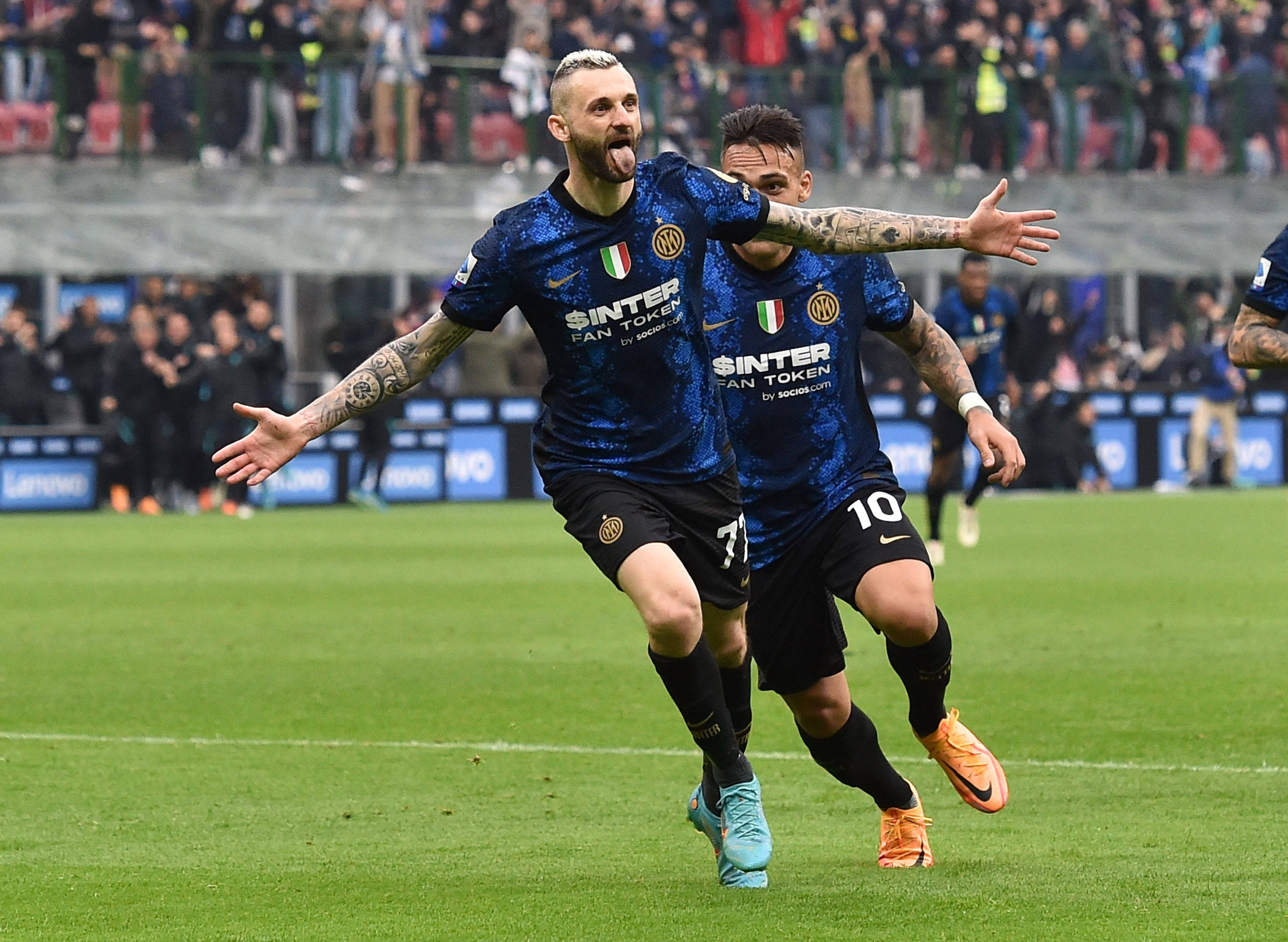 瓦力官网-关于国际足球文章精彩纷呈，球迷万众瞩目的信息