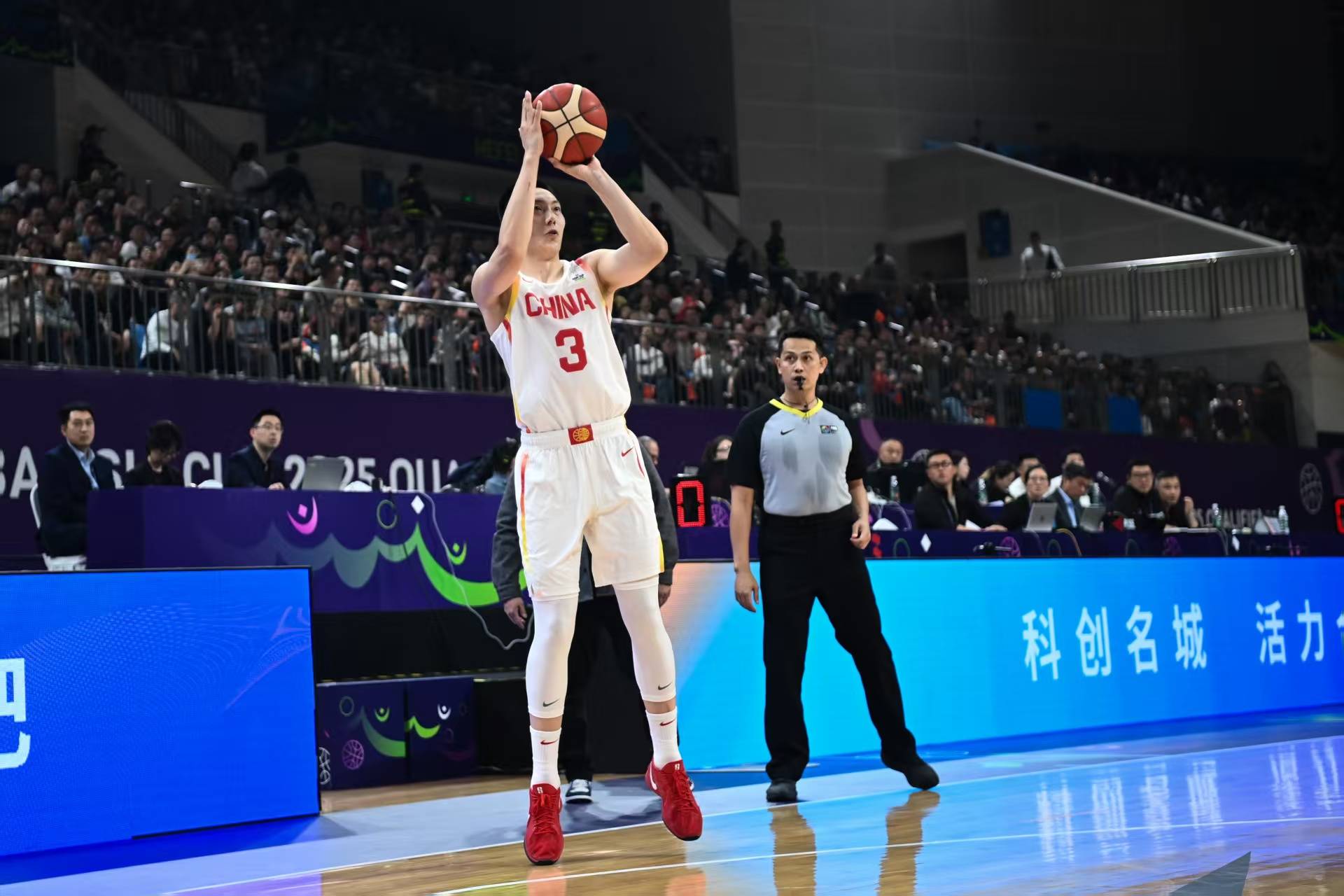 瓦力官网-亚洲杯男篮预选赛：中国男篮大胜韩国取得两连胜