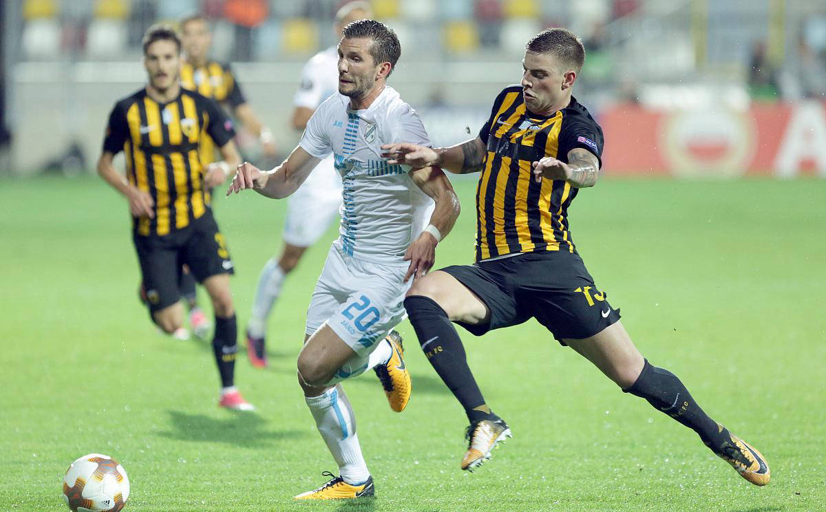 基尔巴杯淘汰皇家社会，晋级下一轮！