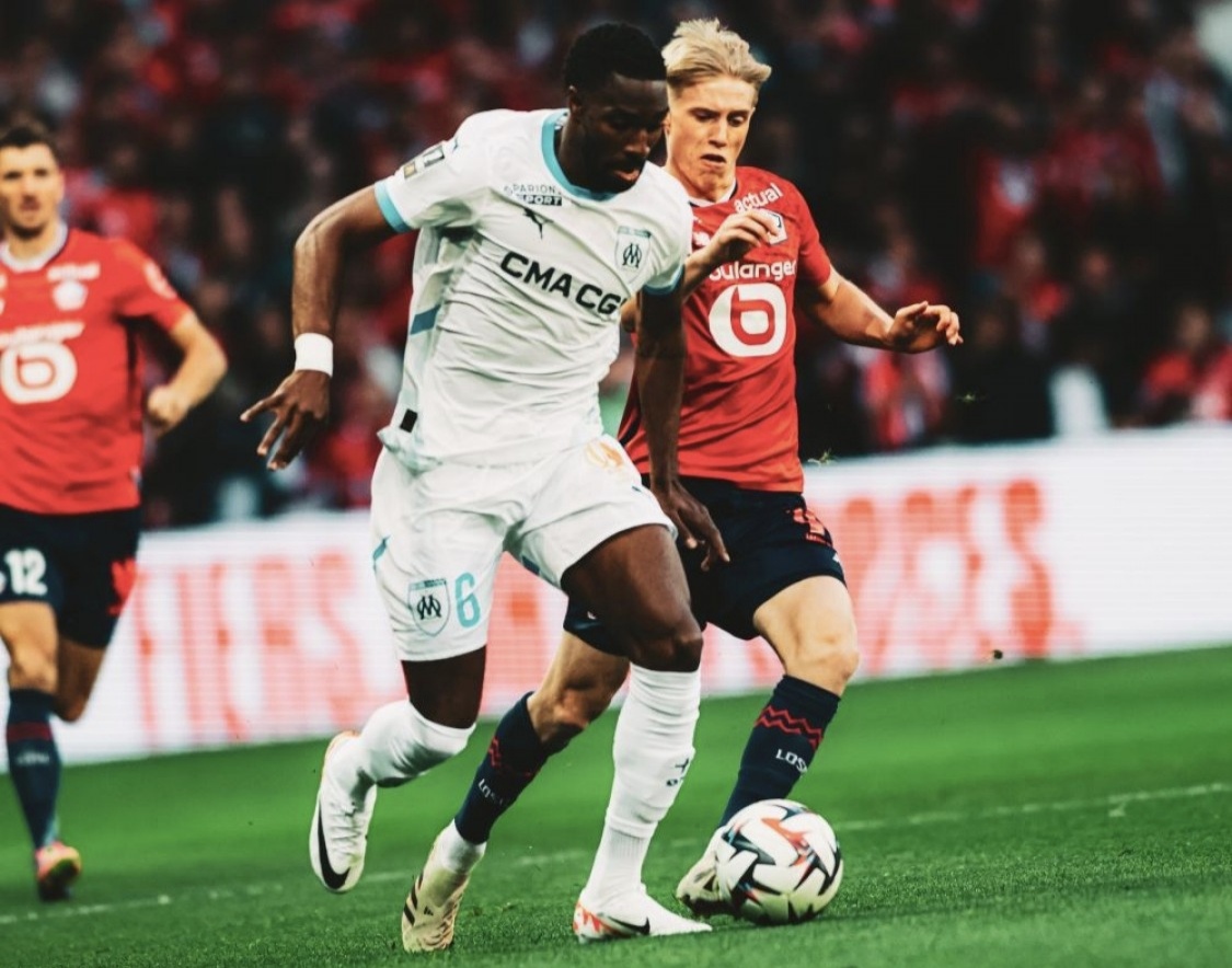 里尔主场逼平马赛