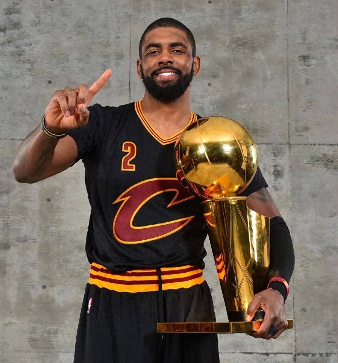 瓦力棋牌-篮网交易科里·欧文，球队阵容调整